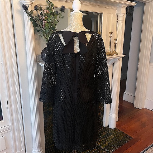 LILLY PULITZER Aaliyah Putting On The Glitz Black Sequin Cocktail Dress Size 8 - Picture 11 of 14